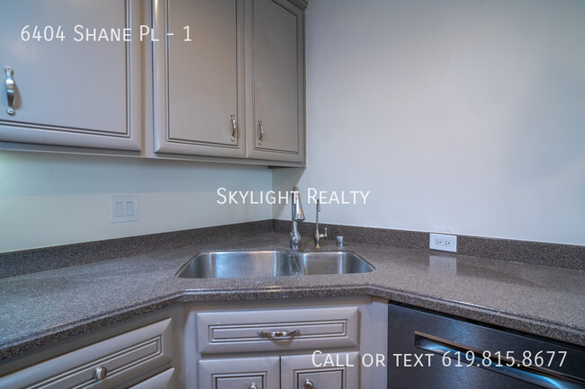 Building Photo - 6404 Shane Pl