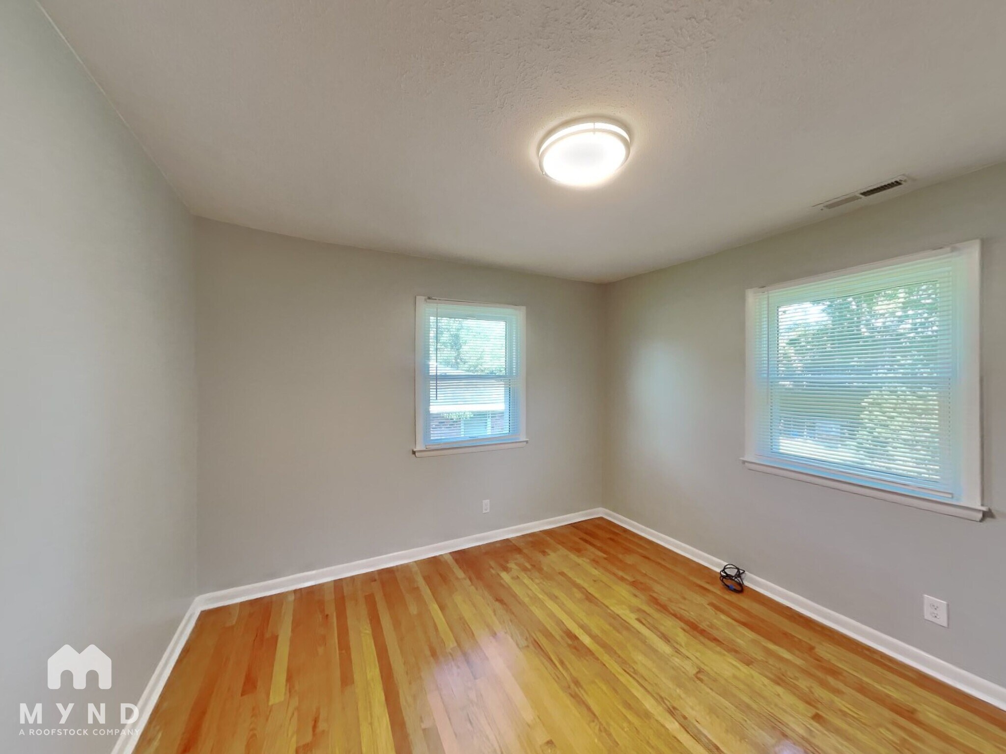 Building Photo - 307 King Arthur Trail