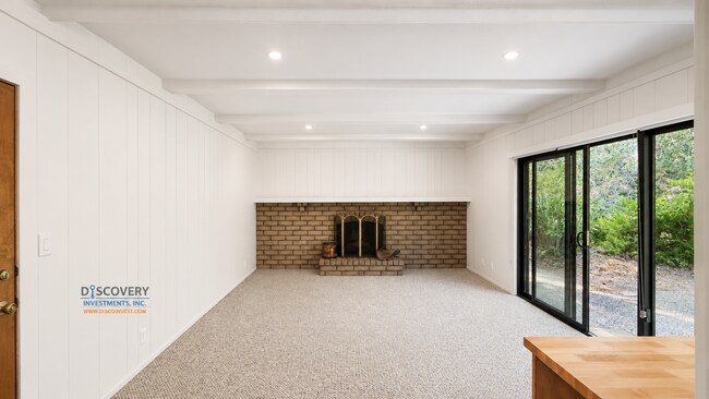 Building Photo - 130 Kell Ct