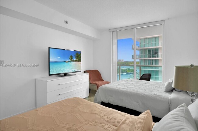 Building Photo - 250 Sunny Isles Blvd
