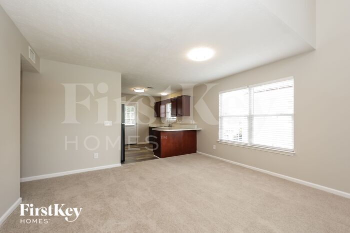 Building Photo - 102 Mary Joe Martin Dr