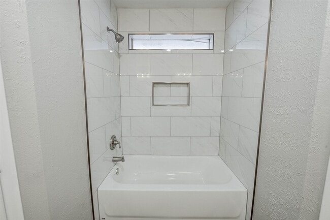 Building Photo - 5211 Sweetwind Ln