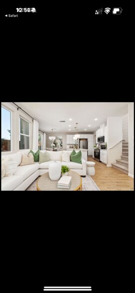 Building Photo - 1119 Significant Way W