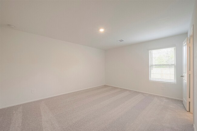 Building Photo - 1491 Las Cuevas Dr