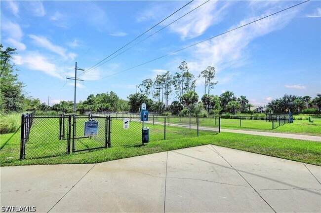 Building Photo - 7103 Lily Way