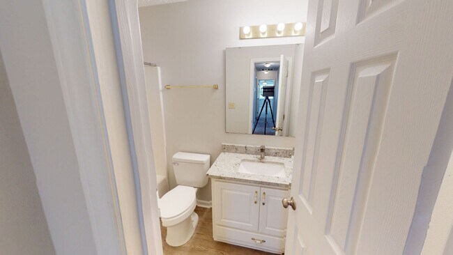 Building Photo - Updated 4 Bedroom w/ Privacy Fence in Jack Britt School District!