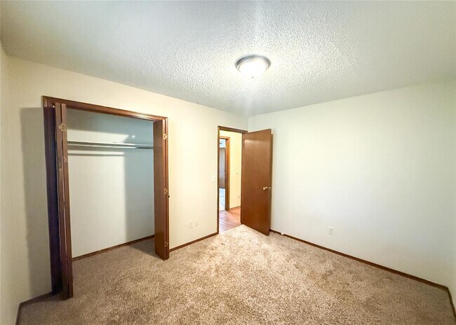 Building Photo - 101 Sahoma Terrace