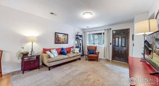 Building Photo - 2840 W 21st St