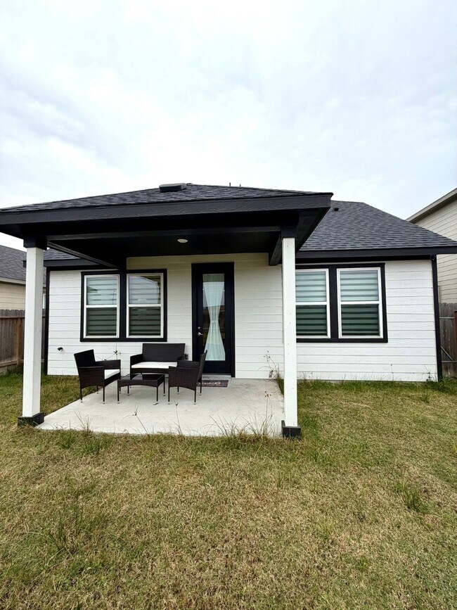 Building Photo - 7558 Magnolia Orchid Ln