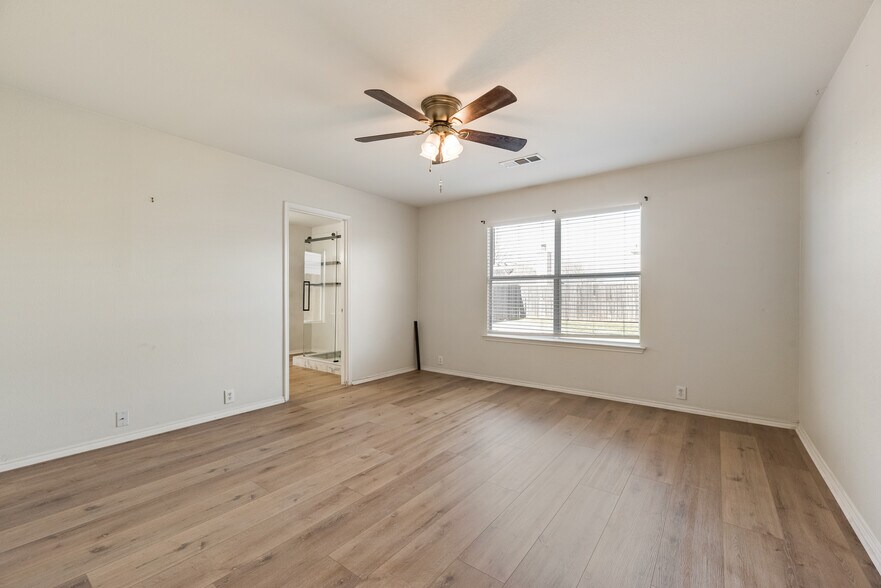 Building Photo - 4313 Hawk Ln