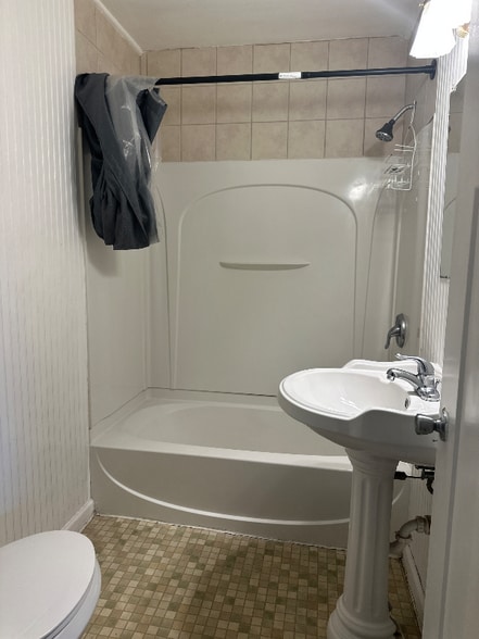 Building Photo - 12237 Inkster Rd