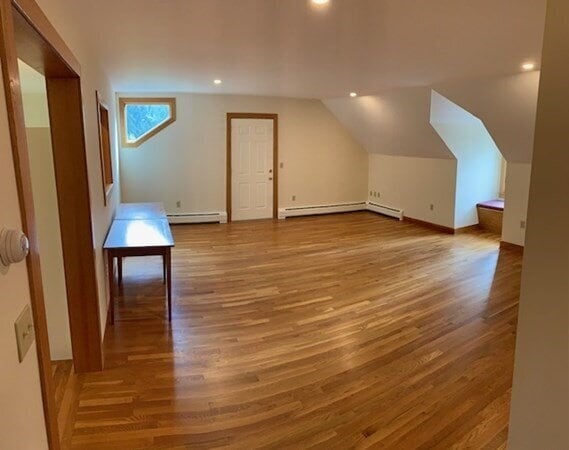 Building Photo - Quiet living close to Groton Center