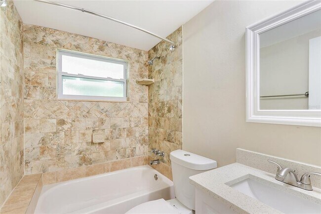Building Photo - 9236 Rainbow Ln