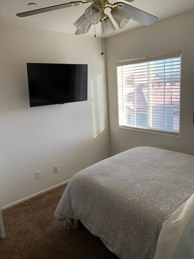 Building Photo - 9160 Promising Ct