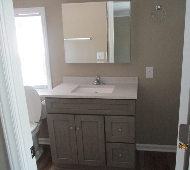 Building Photo - 24671 Ridgecrest Rd