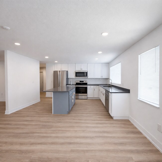 Building Photo - 8127 Chesebro Ave