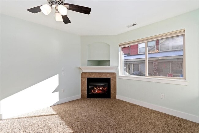 Building Photo - 9947 W Rosecroft Ct