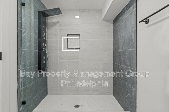 Building Photo - 1823 N Van Pelt St