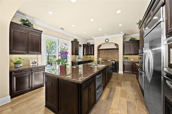 Building Photo - 19668 Three Oaks Ln