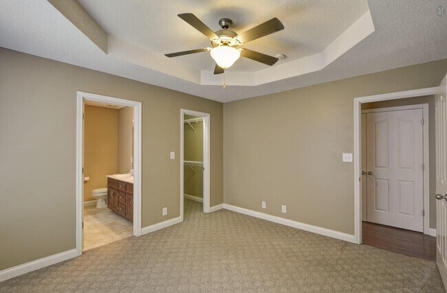 Building Photo - 3649 S Naples Ct