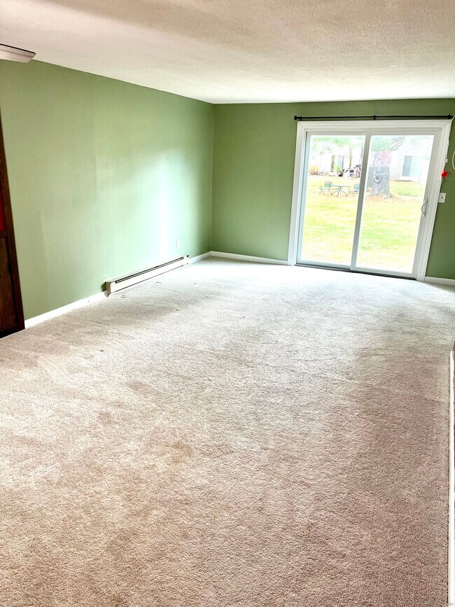 Building Photo - 16 Seymour Rd