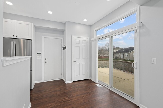 Building Photo - 1876 Bluestem Cir