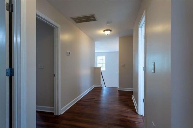 Building Photo - 778 Austin Creek Dr