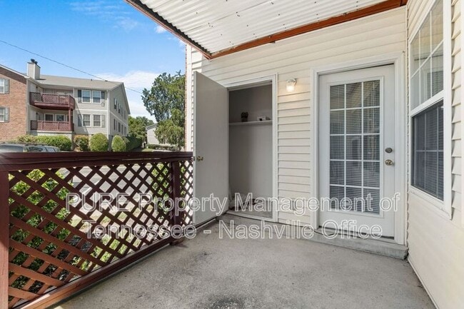 Building Photo - 146 N Timber Dr