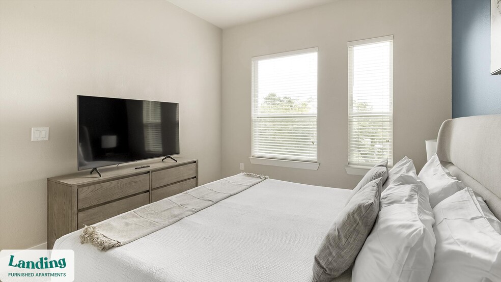 Building Photo - 3501 Ross Ave