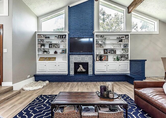Building Photo - 3610 Lonniewood Dr