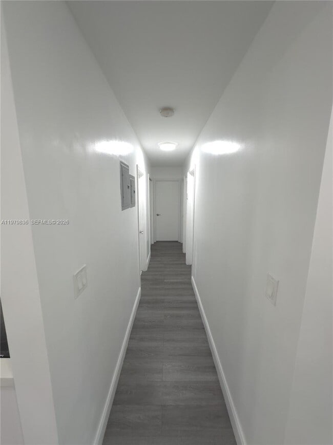 Building Photo - 1403 Adams St