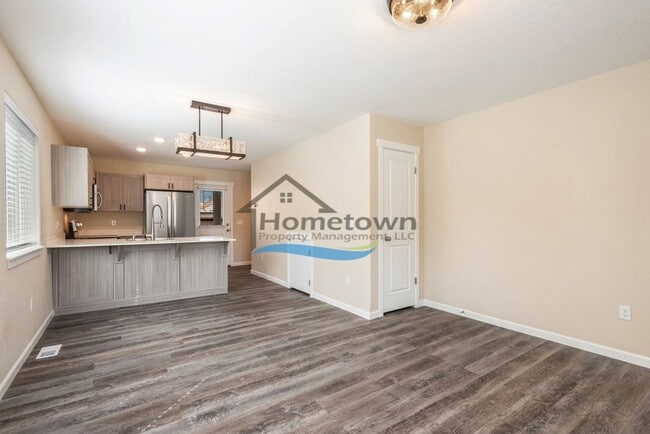 Building Photo - Craftsman-Style Home in Coeur d'Alene with 2 Bedrooms, 1.5 Bathrooms!