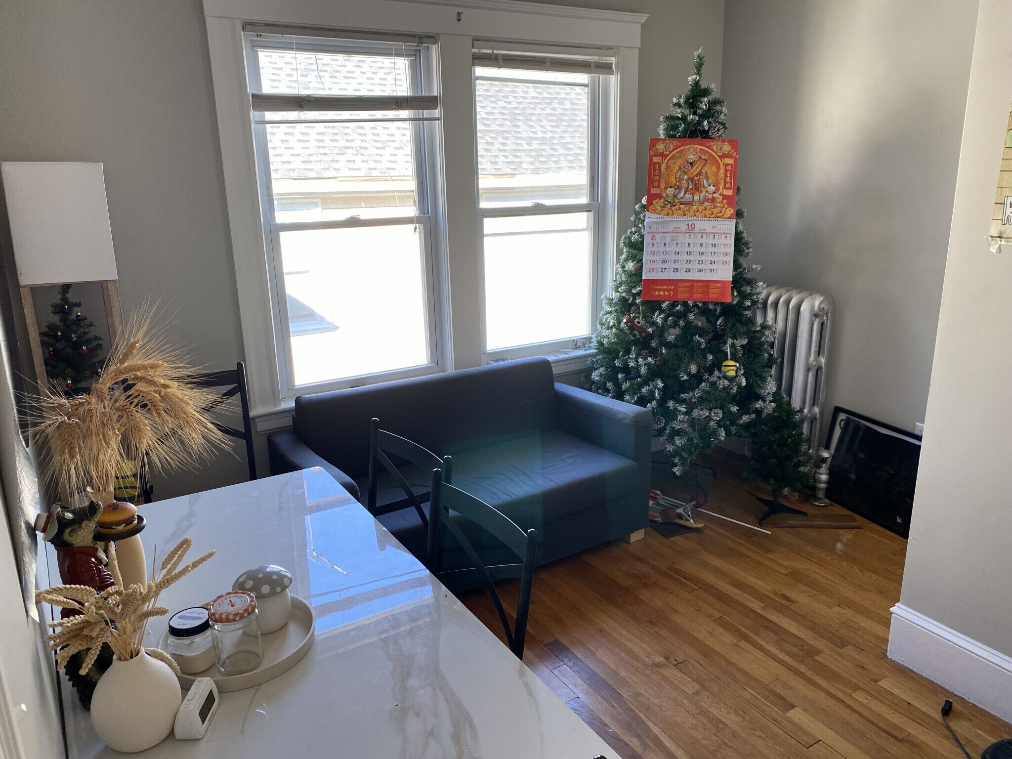 Building Photo - 174 Hillside St