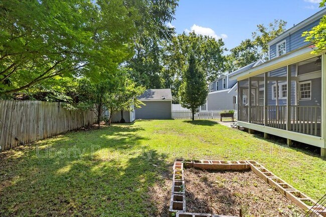 Building Photo - 1312 Summit Ave
