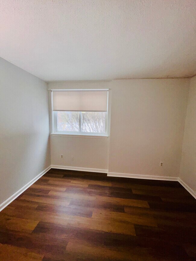 Bedroom 1 - 255 North Rd