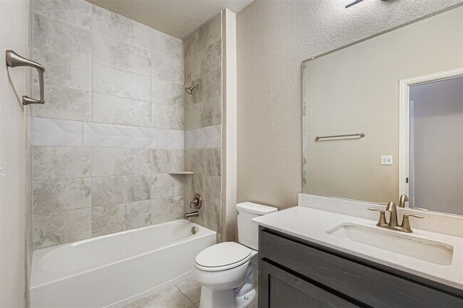 Building Photo - 8800 Sikes Way
