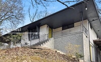 Building Photo - 18 Inglenook Dr