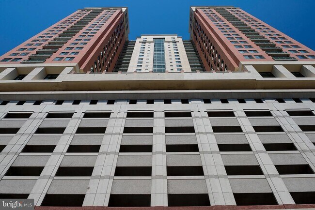 Building Photo - 414 Water St