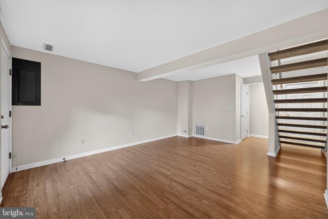 Building Photo - 8700 Calvert Cliff Ct