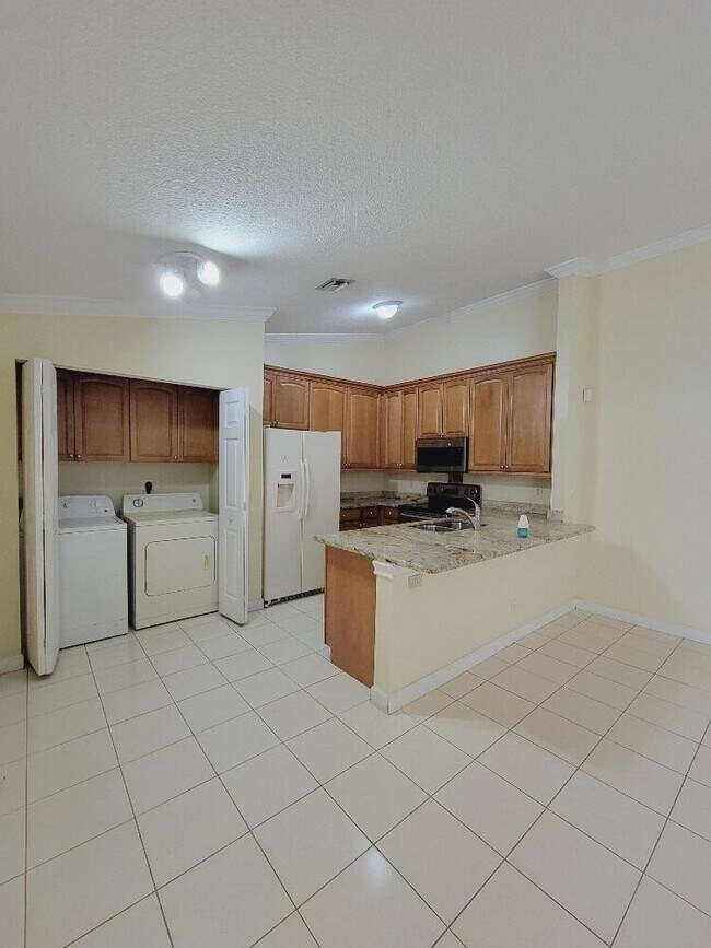 Building Photo - 14046 Wellington Trace