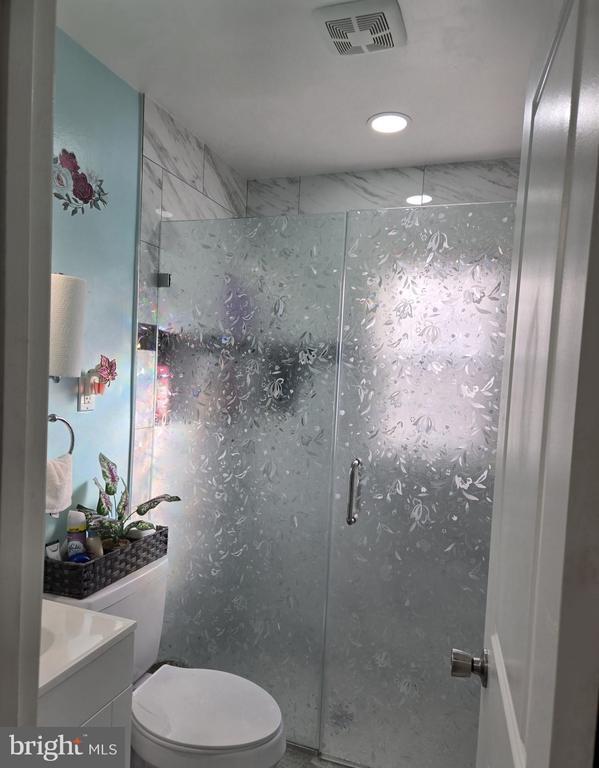 Building Photo - 9323 Alcona St