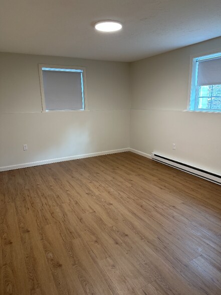 Building Photo - 153 Providence Rd