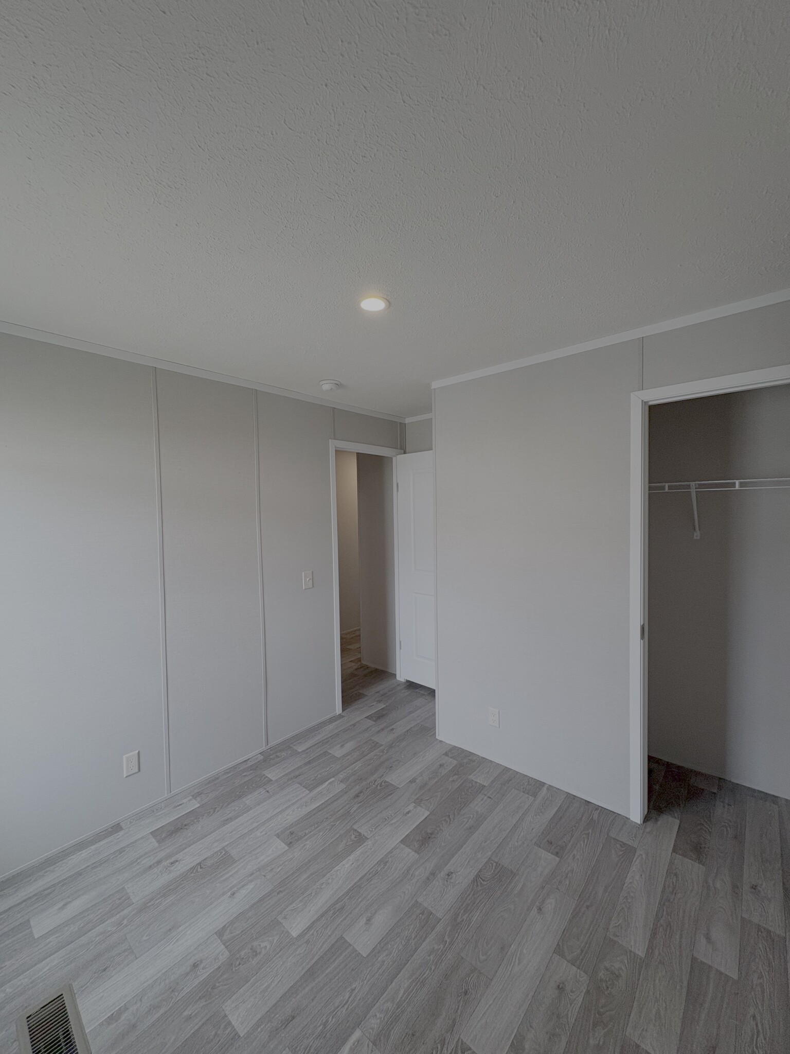 Building Photo - 293 Basket Branch