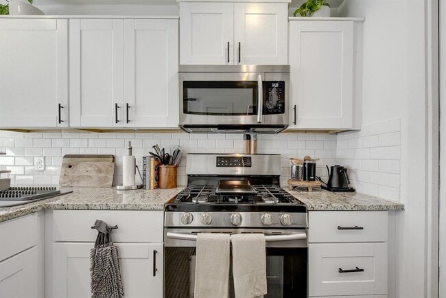 Building Photo - 2901 Glen Rae St