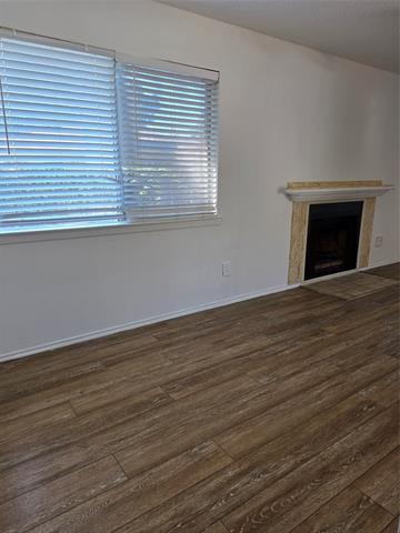 Building Photo - 2411 Springmont Ct