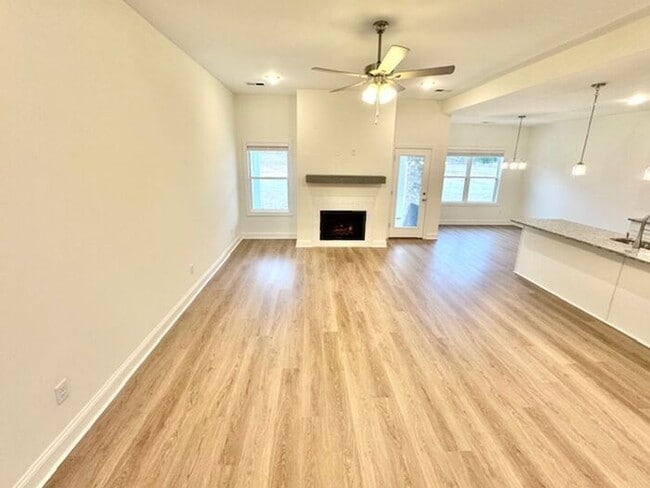 Building Photo - Move In Special! Now Leasing A 5 Bedroom 3 Bath Home In Olive Branch @ Southbranch