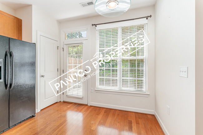 Building Photo - 6113 Morgan Ashley Dr