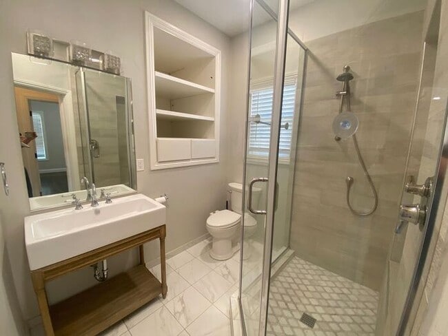 Building Photo - Fabulous Reno Historical House - Charming ...