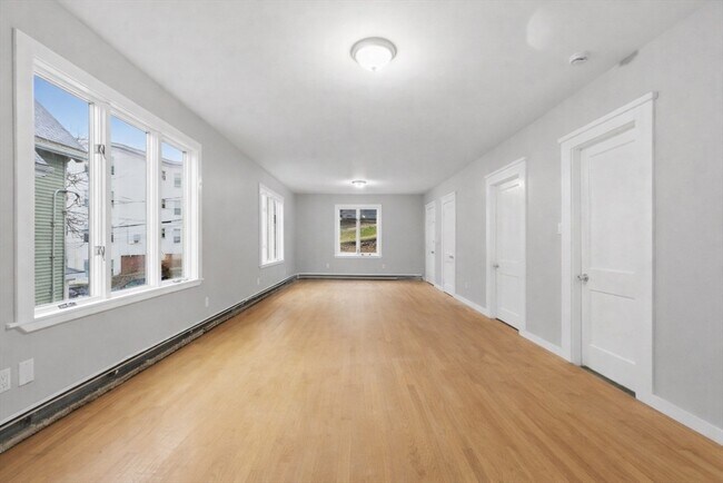 Building Photo - 60 Tudor St