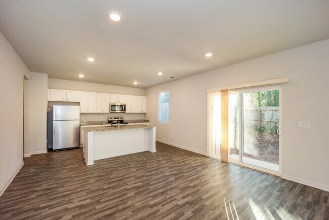 Building Photo - 199 Hamilton Pointe Dr